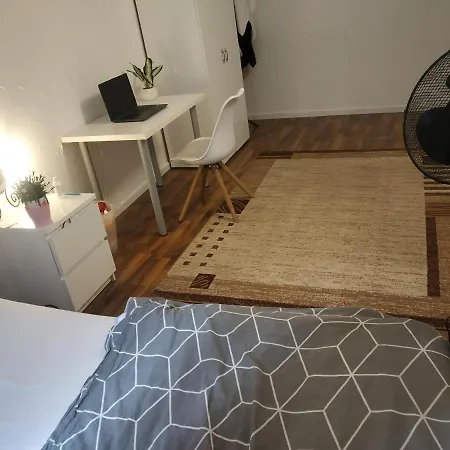 Top Location, Great Amenities Near, Central In Heart Of Munich *