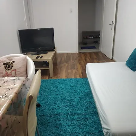 Top Location, Great Amenities Near, Central In Heart Of Munich Μόναχο